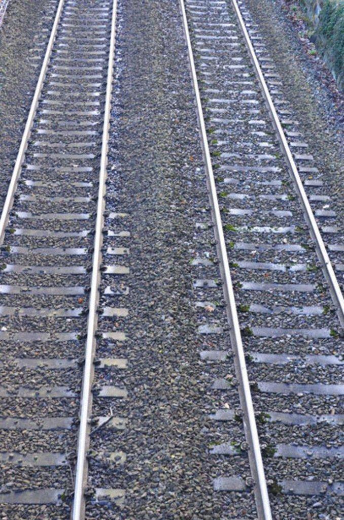 train-tracks.jpg