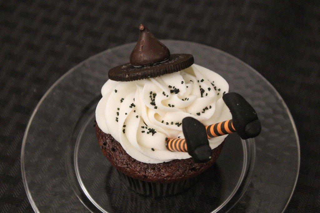 Witch-cupcakes.jpg