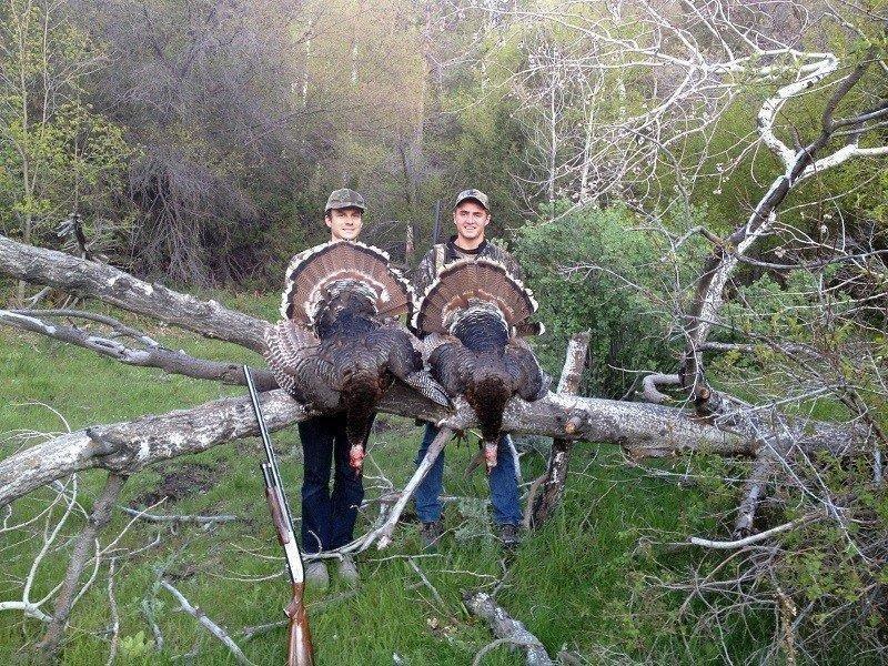 scott_dalebout_4-12-2016_young_hunters_with_turkeys.jpg