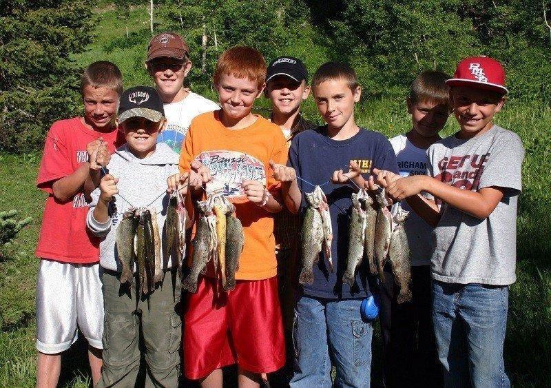 scott_2012_scouts_show_trout_caught_in_lake_on_skyline_drive_in_sanpete_and_emery_counties.jpg
