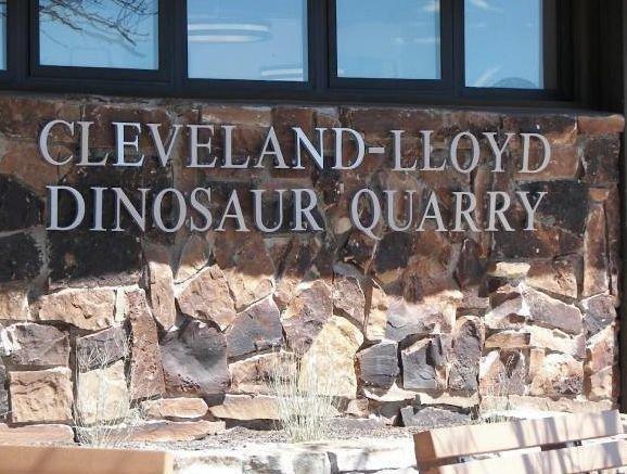 5941672-Cleveland-Lloyd_Dinosaur_Quarry-0.jpg