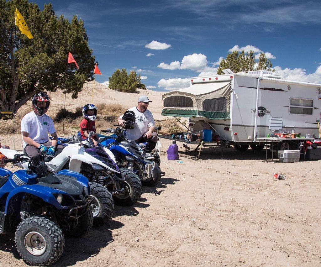 A-family-camps-and-rides-their-ATVs-at-Little-Sahara-Recreation-Area.-Photo-by-Bob-Wick-BLM.-scaled.jpg