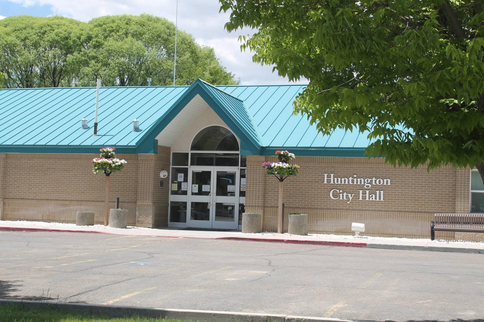 Huntington-City-Hall.jpg
