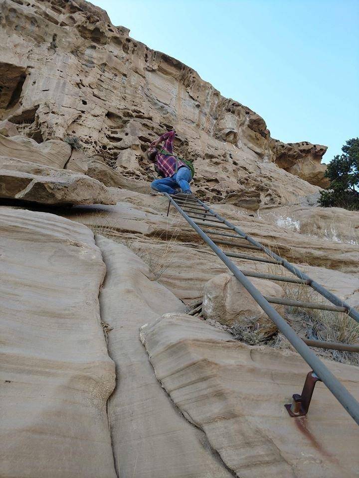 Traci-Bishop-Trail-to-Balance-Rock.jpg