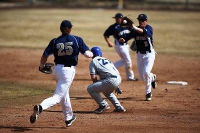 USU-Eastern-Baseball-in-Action.jpg