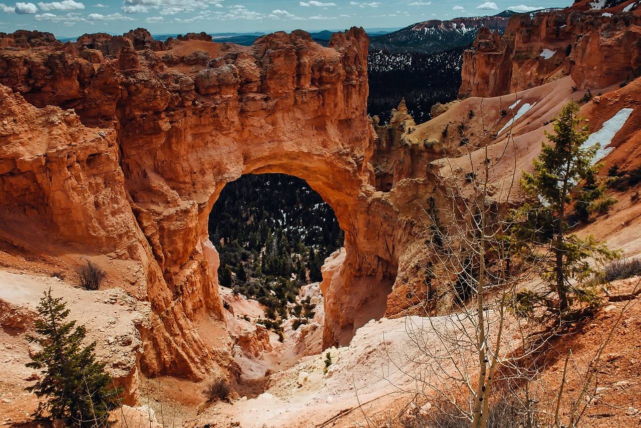 bryce-canyon-2263370_1280.jpg