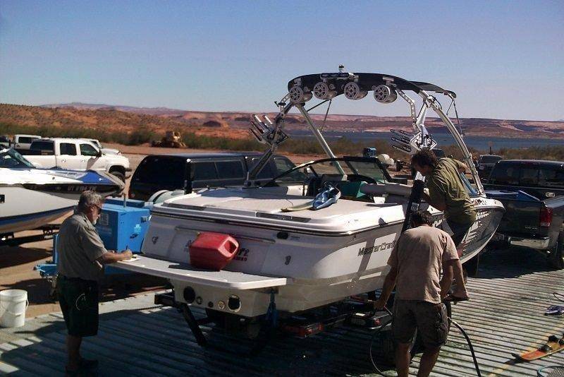 john_steffan_8-13-2016_boat_is_decontaminated_at_Lake_Powell.jpg