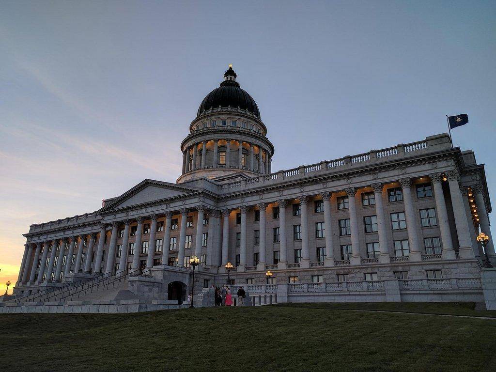 utah-state-capitol-2264060_1920.jpg